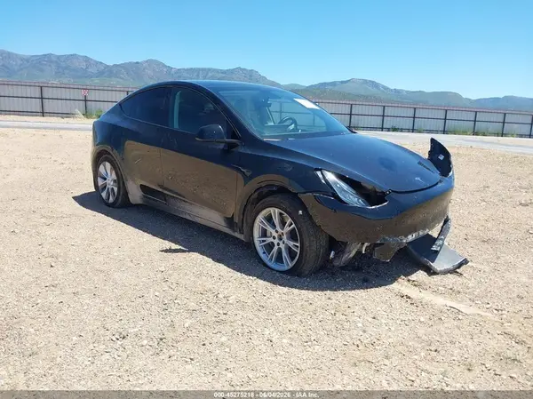 7SAYGAEE7NF505148 2022 TESLA MODEL Y - Image 1