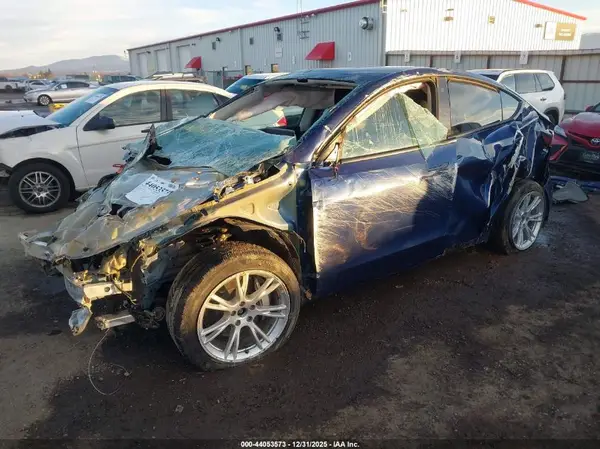 7SAYGAEE7NF508034 2022 TESLA MODEL Y - Image 2