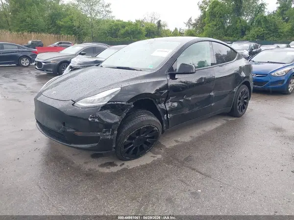 7SAYGAEE7NF508535 2022 TESLA MODEL Y - Image 2