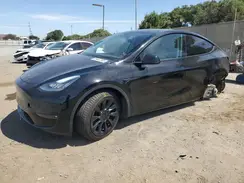 7SAYGAEE7NF515792 2022 TESLA MODEL Y