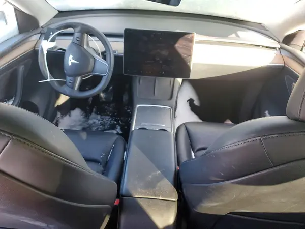 7SAYGAEE7NF517008 2022 TESLA MODEL Y - Image 8
