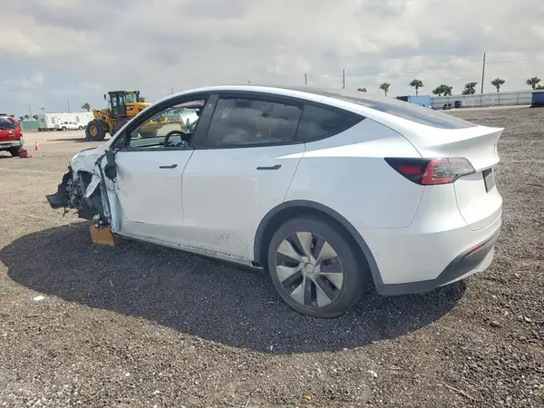 7SAYGAEE7NF521463 2022 TESLA MODEL Y - Image 2