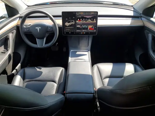 7SAYGAEE7NF543723 2022 TESLA MODEL Y - Image 8