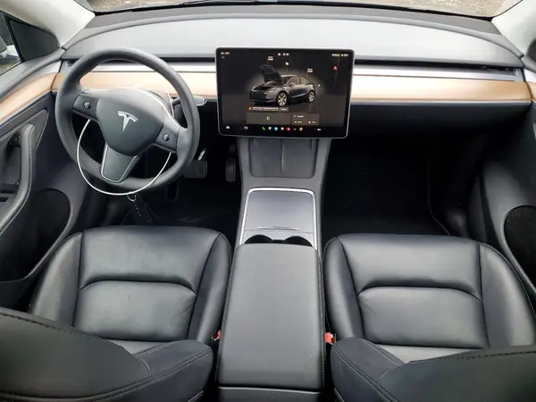 7SAYGAEE7NF548565 2022 TESLA MODEL Y - Image 8