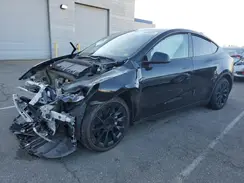 7SAYGAEE7NF548694 2022 TESLA MODEL Y