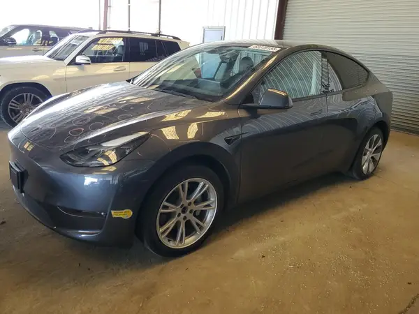 7SAYGAEE7NF555791 2022 TESLA MODEL Y - Image 1