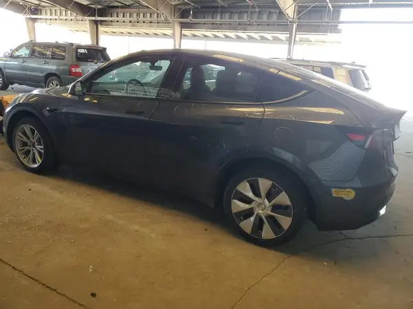 7SAYGAEE7NF555791 2022 TESLA MODEL Y - Image 2