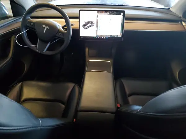 7SAYGAEE7NF555791 2022 TESLA MODEL Y - Image 8