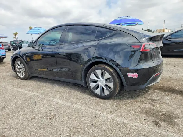 7SAYGAEE7PF619363 2023 TESLA MODEL Y - Image 2