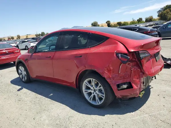 7SAYGAEE7PF633019 2023 TESLA MODEL Y - Image 2