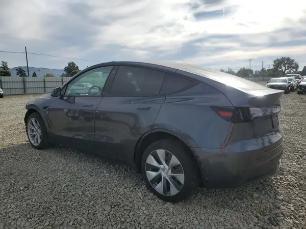 7SAYGAEE7PF639483 2023 TESLA MODEL Y - Image 2