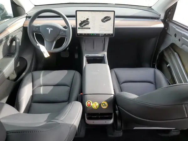 7SAYGAEE7PF639483 2023 TESLA MODEL Y - Image 8
