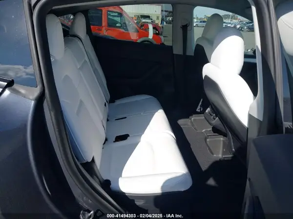 7SAYGAEE7PF648653 2023 TESLA MODEL Y - Image 8