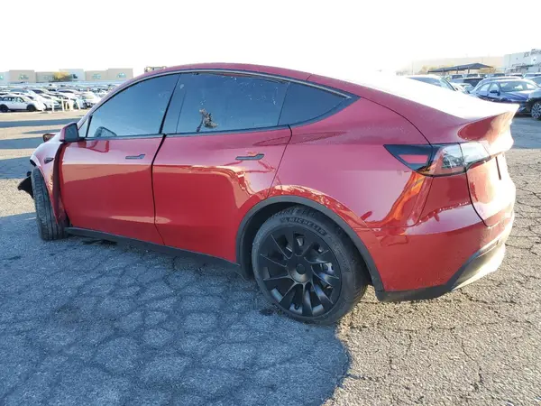 7SAYGAEE7PF667722 2023 TESLA MODEL Y - Image 2