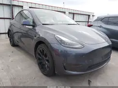 7SAYGAEE7PF705885 2023 TESLA MODEL Y