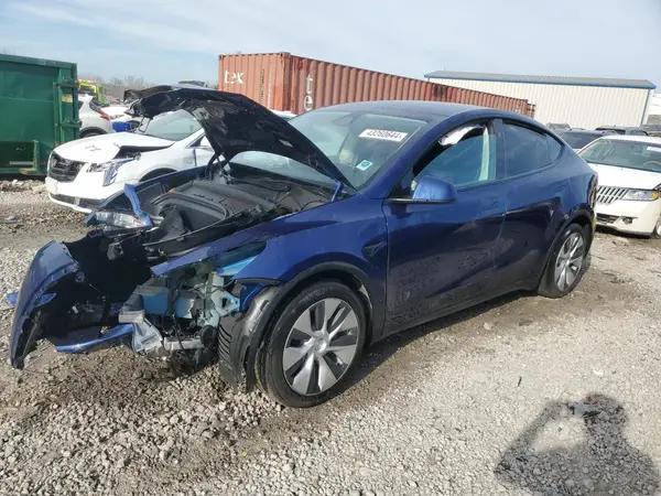 7SAYGAEE7PF802469 2023 TESLA MODEL Y - Image 1