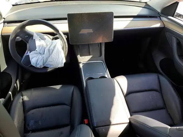 7SAYGAEE7PF828523 2023 TESLA MODEL Y - Image 8
