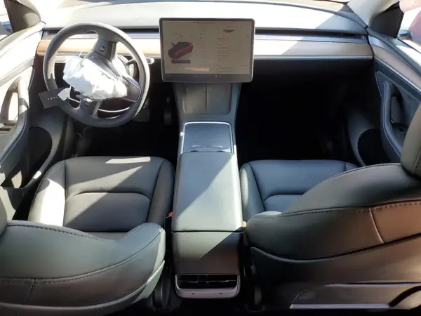 7SAYGAEE7PF832264 2023 TESLA MODEL Y - Image 8