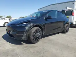 7SAYGAEE7PF859030 2023 TESLA MODEL Y