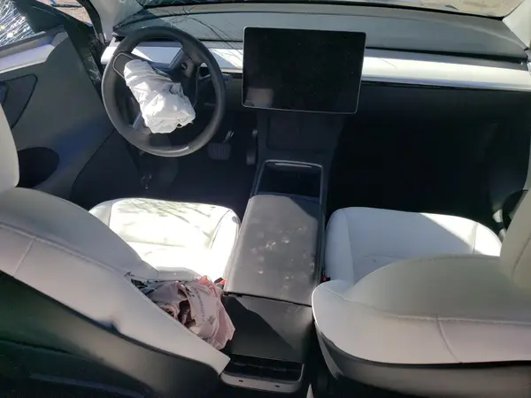 7SAYGAEE7PF865250 2023 TESLA MODEL Y - Image 8
