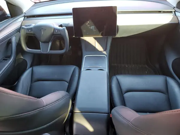 7SAYGAEE7PF873798 2023 TESLA MODEL Y - Image 8