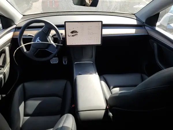 7SAYGAEE7PF877589 2023 TESLA MODEL Y - Image 8