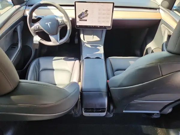 7SAYGAEE7PF883540 2023 TESLA MODEL Y - Image 8