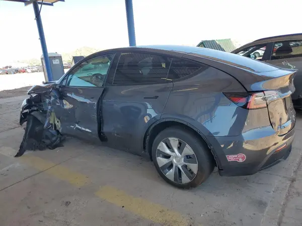 7SAYGAEE7PF898393 2023 TESLA MODEL Y - Image 2