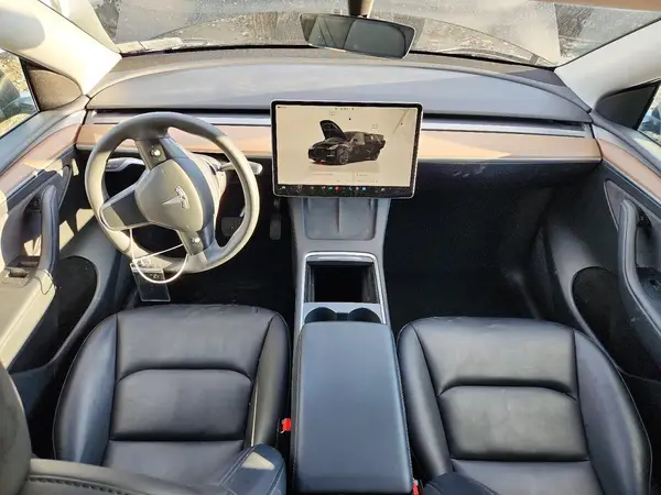 7SAYGAEE7PF905052 2023 TESLA MODEL Y - Image 8
