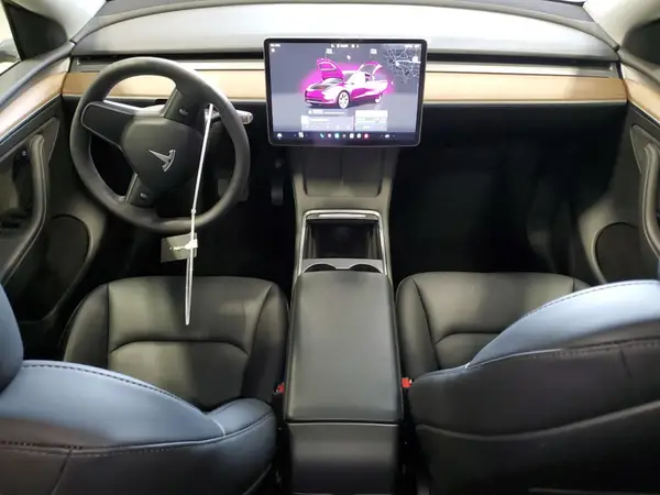 7SAYGAEE7PF915256 2023 TESLA MODEL Y - Image 8