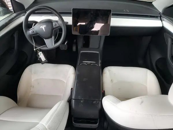 7SAYGAEE7PF934177 2023 TESLA MODEL Y - Image 8