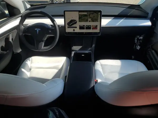 7SAYGAEE7PF946507 2023 TESLA MODEL Y - Image 8