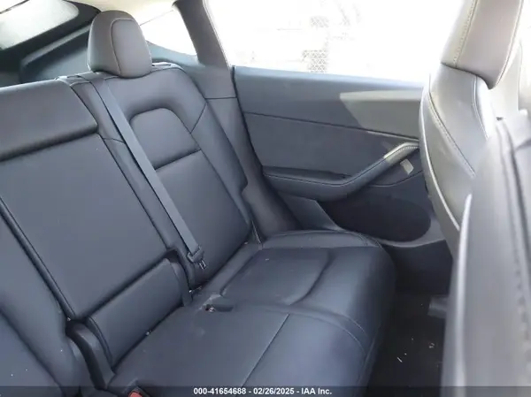 7SAYGAEE7PF971620 2023 TESLA MODEL Y - Image 8