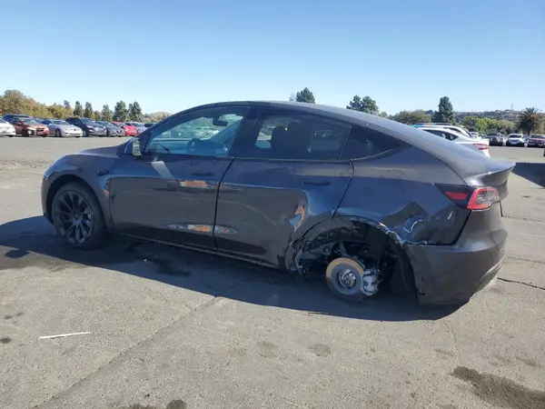 7SAYGAEE7RF002824 2024 TESLA MODEL Y - Image 2