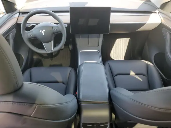 7SAYGAEE7RF002824 2024 TESLA MODEL Y - Image 8