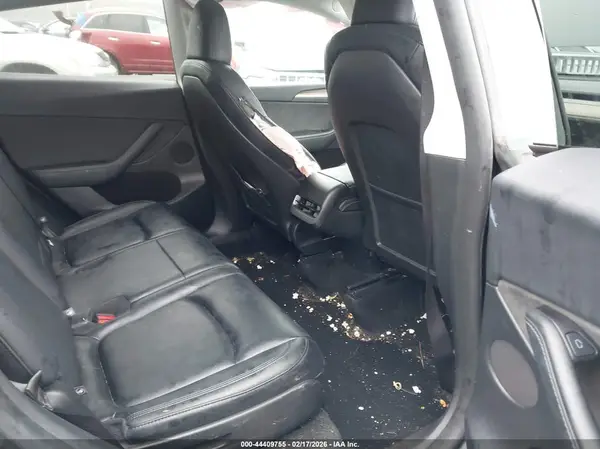 7SAYGAEE7RF027187 2024 TESLA MODEL Y - Image 8