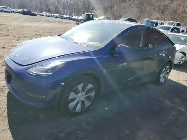 7SAYGAEE7RF063042 2024 TESLA MODEL Y - Image 1