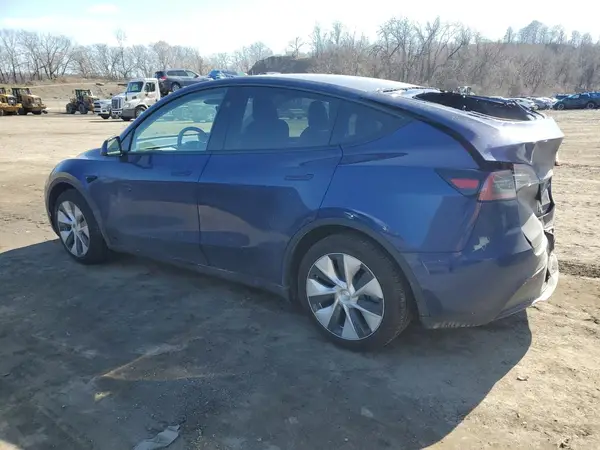 7SAYGAEE7RF063042 2024 TESLA MODEL Y - Image 2