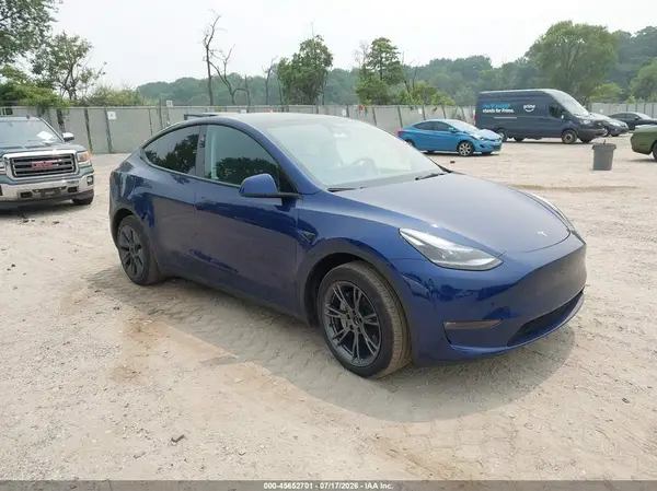 7SAYGAEE7RF111297 2024 TESLA MODEL Y - Image 1