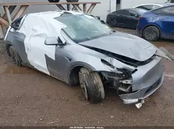 7SAYGAEE7RF112644 2024 TESLA MODEL Y