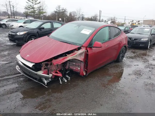 7SAYGAEE7RF133073 2024 TESLA MODEL Y - Image 2