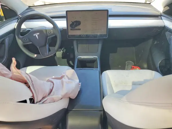 7SAYGAEE7RF185593 2024 TESLA MODEL Y - Image 8