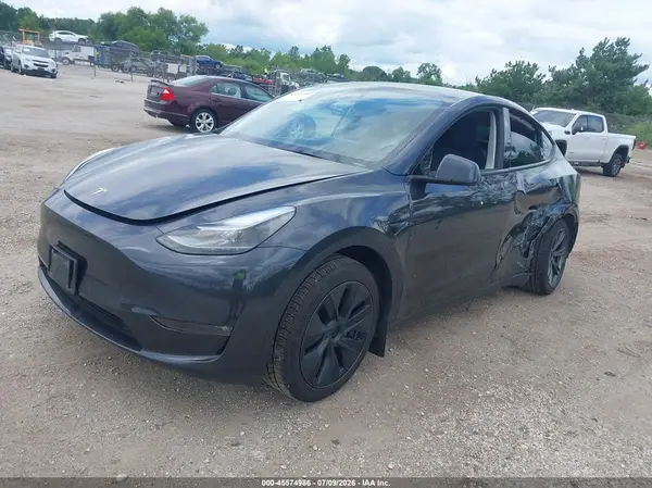 7SAYGAEE7RF200674 2024 TESLA MODEL Y - Image 2