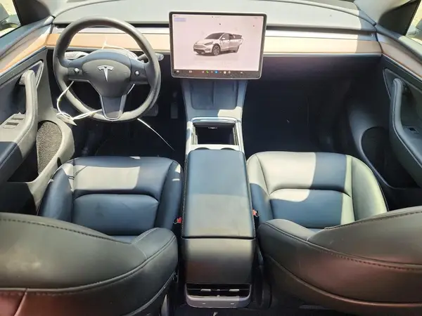 7SAYGAEE7RF209701 2024 TESLA MODEL Y - Image 8