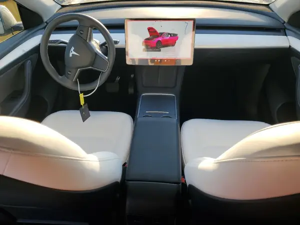 7SAYGAEE7SF237505 2025 TESLA MODEL Y - Image 8