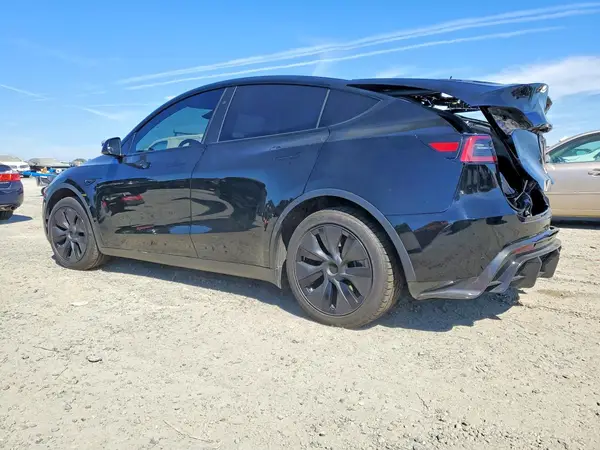 7SAYGAEE7SF272187 2025 TESLA MODEL Y - Image 2
