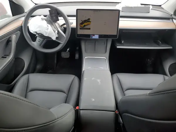 7SAYGAEE7SF278264 2025 TESLA MODEL Y - Image 8