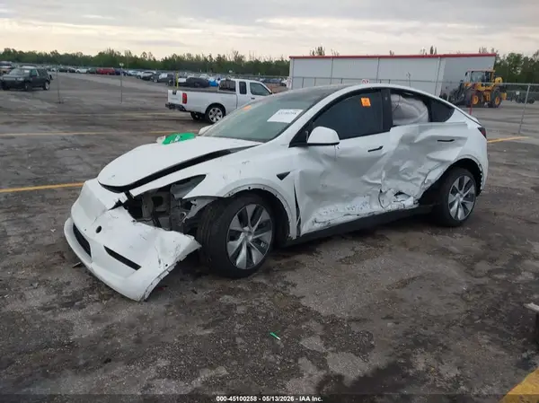 7SAYGAEE8NF309672 2022 TESLA MODEL Y - Image 2