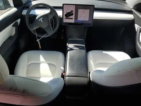 7SAYGAEE8NF322809 2022 TESLA MODEL Y - Image 8
