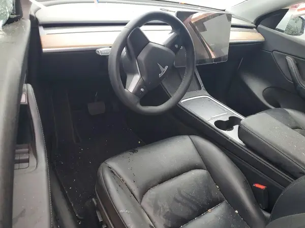 7SAYGAEE8NF360573 2022 TESLA MODEL Y - Image 8